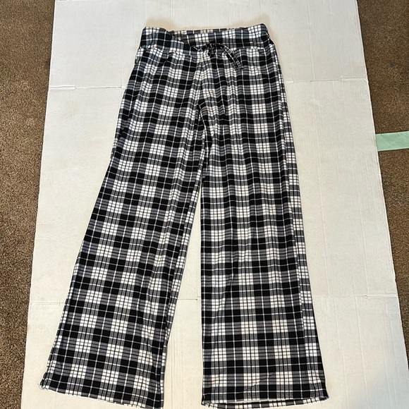 Xl pajama pants for ladiess - Picture 1 of 4